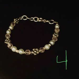 Beaded bracelet